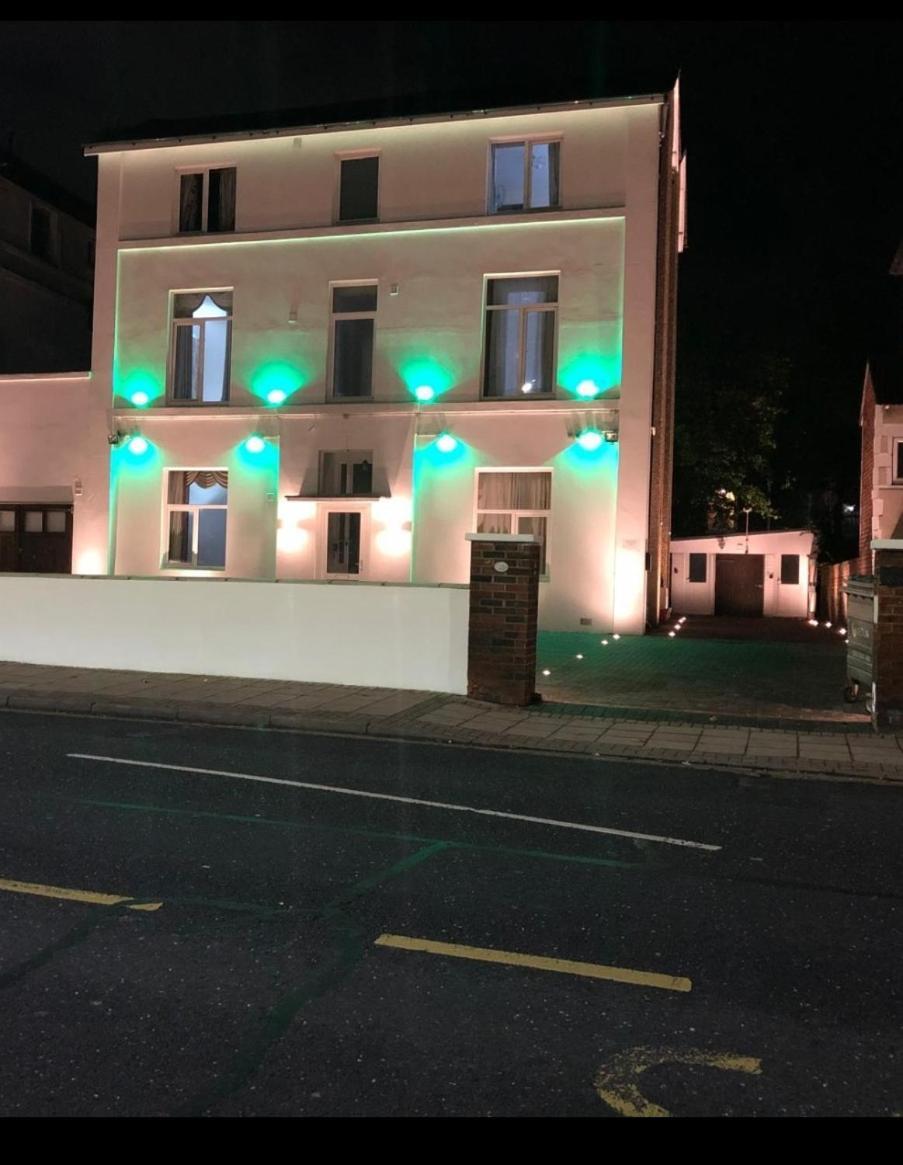 Victorin House - All Rooms Are En-Suite Portsmouth Exterior foto
